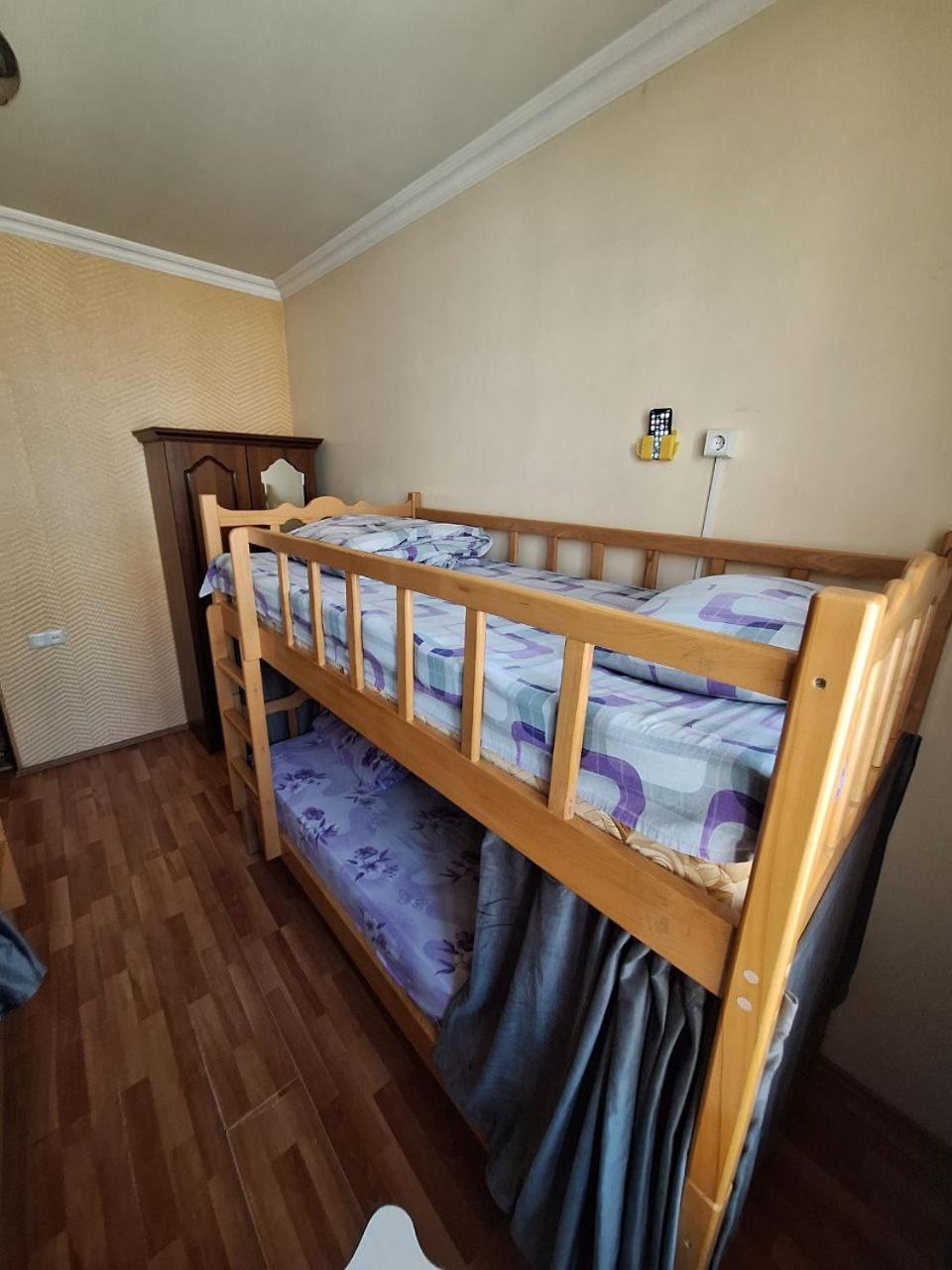 Arm Hostel Yerevan Exterior photo