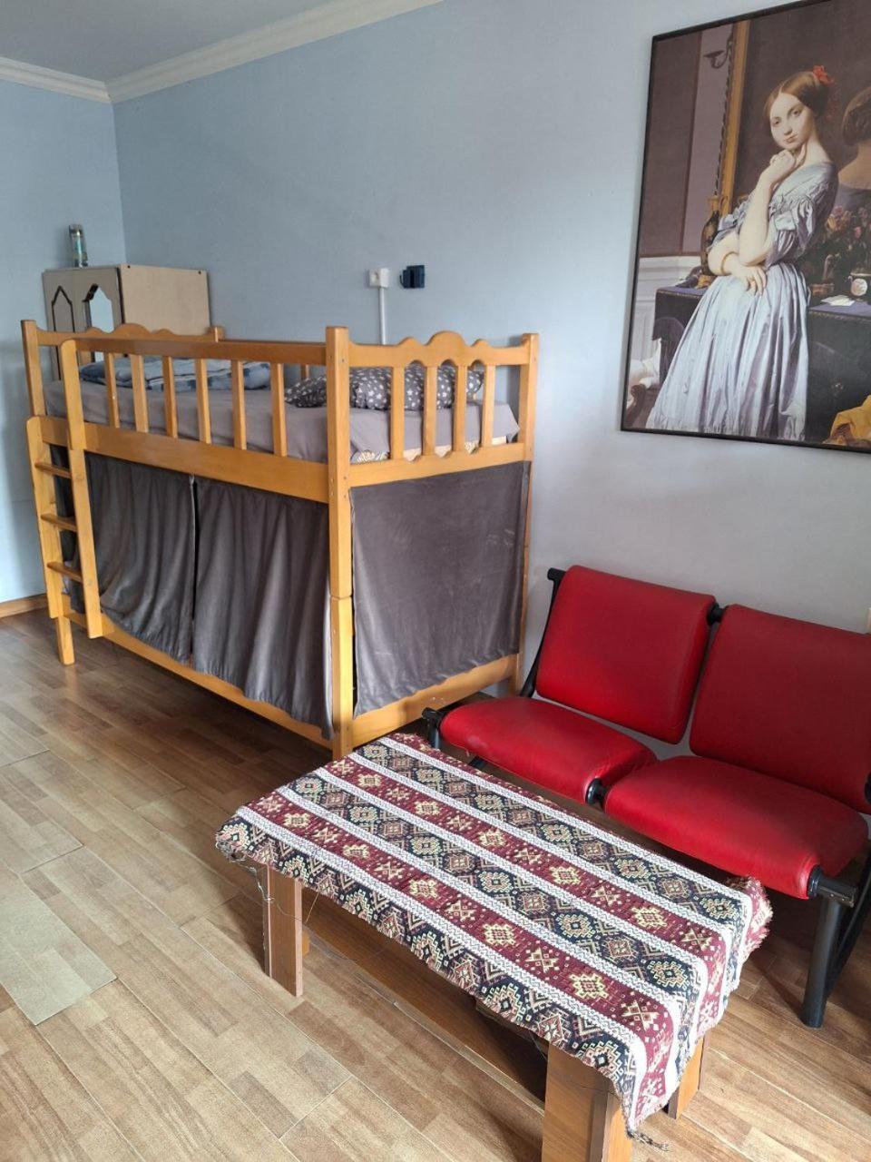 Arm Hostel Yerevan Exterior photo